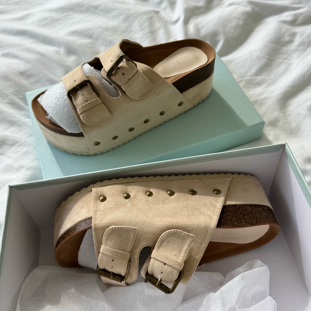 NEW Beige Platform Sandals with Buckles
